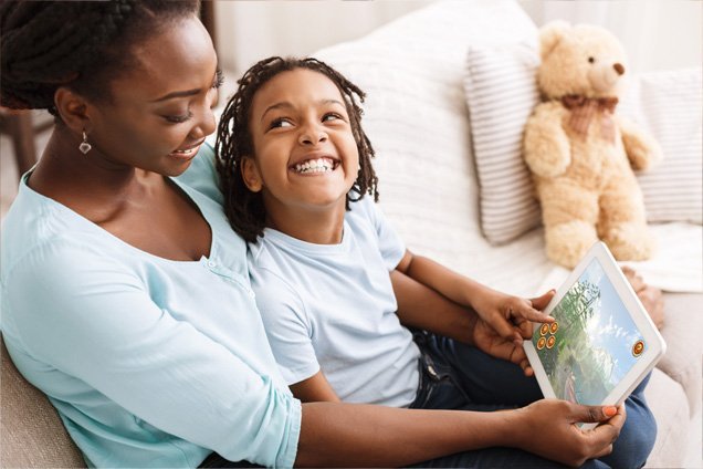 Lou-Adventures-Game-Ipad-Mother-And-Child